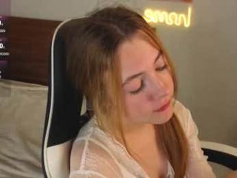 keylalong webcam model stream image