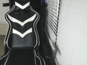 swoozy_ webcam model stream image