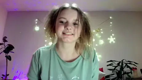 MichelleVibes18 webcam model stream image