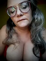 Livvyrj webcam model stream image
