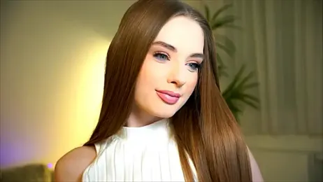 petitegonwiild webcam stripchat model stream image