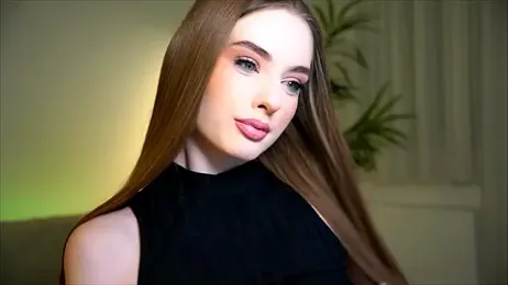 petitegonwiild webcam model stream image