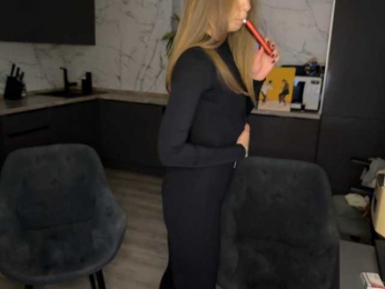 Tom-and-Jenny webcam model stream image