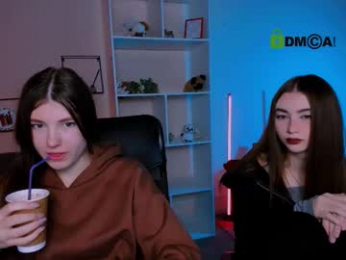 lissa_night webcam model stream image