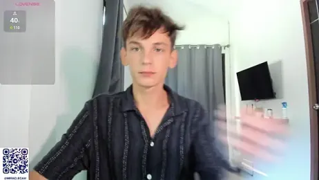 MiracleCam webcam model stream image