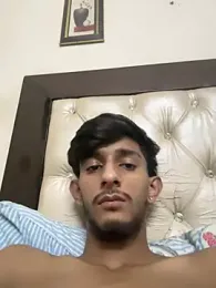 ronnnnn718 webcam model stream image