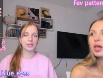 f1oraa webcam model stream image