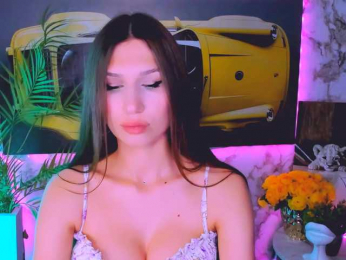 CarolineM webcam model stream image