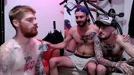 Magnetic127 webcam model stream image