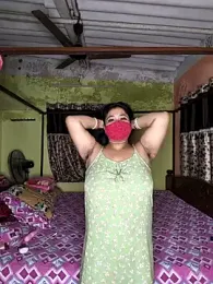 Smile-quien webcam stripchat model stream image