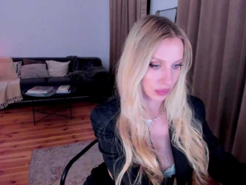 ToxicBlonde webcam model stream image