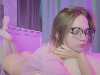 vialeta-baby webcam model stream image