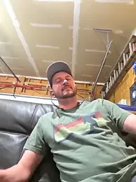 MrMechanic38 webcam model stream image