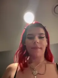 RiriRoseey webcam model stream image