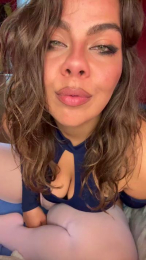 Ice_Lady71 webcam model stream image