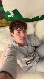 renatox77 webcam cam4 model stream image