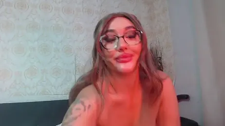 Alice_here webcam model stream image
