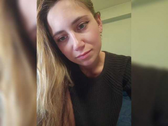 MilkyGirl webcam model stream image