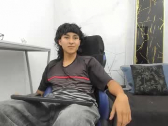 zoro_v webcam model stream image