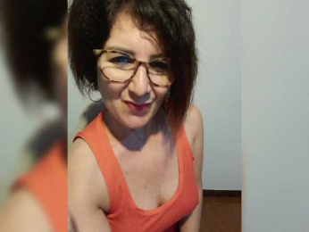 ElitalianMilf webcam model stream image