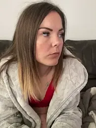 SexyLoLoUK webcam model stream image