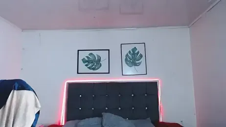 selena_yourmilf webcam model stream image