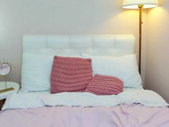 AndreaButt webcam model stream image