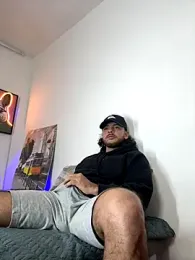 tuyo1995 webcam model stream image