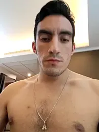 TommyMomentum webcam model stream image