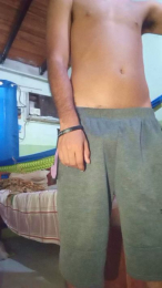 aly_pig_hot webcam model stream image