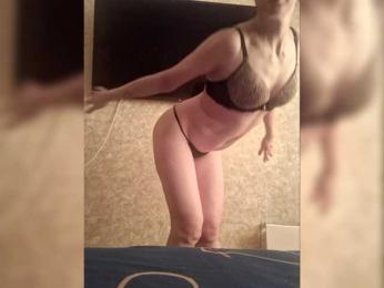 Kuklanasha webcam model stream image