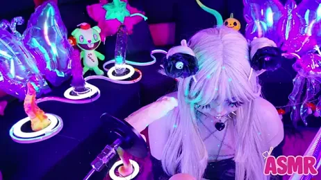 LaytonBox webcam model stream image