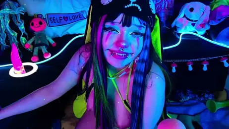 LaytonBox webcam model stream image