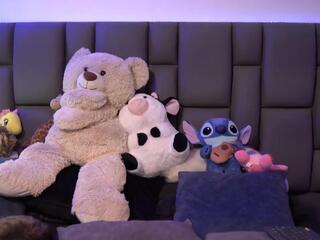 Khya webcam model stream image