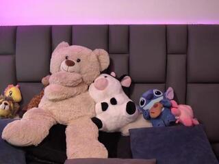 Khya webcam model stream image
