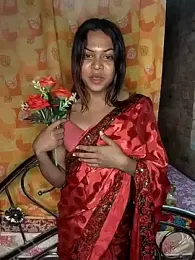 Decent_girl01 webcam stripchat model stream image