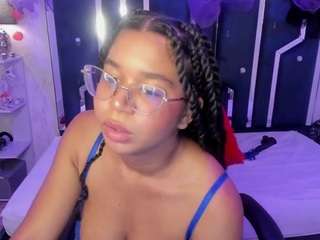 milahall webcam model stream image