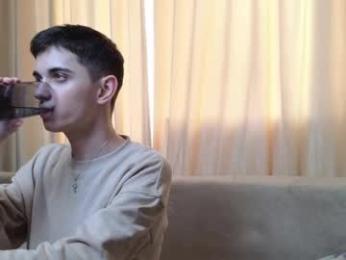 alexander_18_xxl webcam model stream image