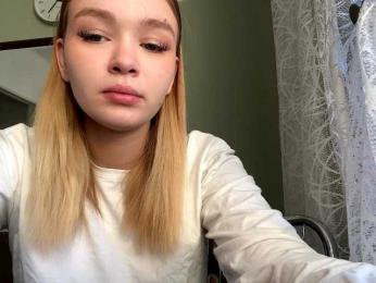 HerminiaLanting webcam model stream image