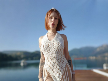 JulcyPeach webcam model stream image