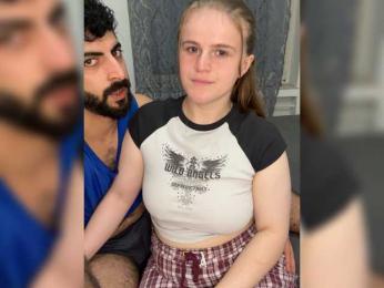 Erlecktmeinepussy2223 webcam model stream image