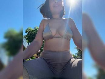 wlcm2talilia bongacams stream image