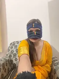 HoneyBearCpl stripchat stream image