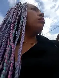 LIZ-06_ stripchat stream image