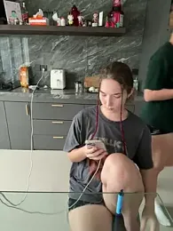 Nura_n_Sarah stripchat stream image