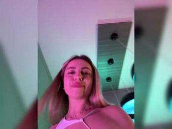 Nataliecroys bongacams stream image