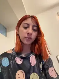 PurpleLinn stripchat stream image