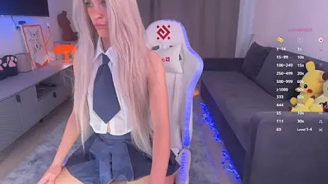 mikkixmeow stripchat stream image