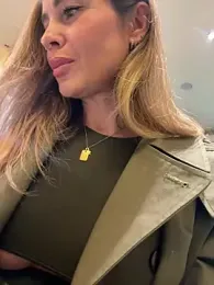 Etwas_neugierig stripchat stream image