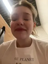 Honey___Hot stripchat stream image